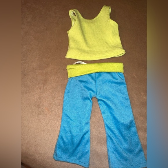 Our Generation Doll Sofia’s Yoga Outfit fits American Girl and 18” dolls - Picture 2 of 4